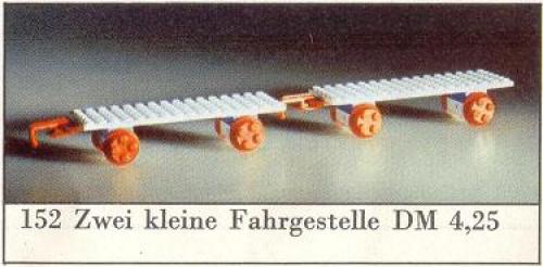 LEGO 4.5V Two Train Wagons (152-1)