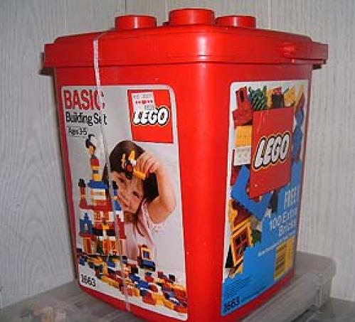 LEGO Basic Basic Building Set in Bucket (1663-1)