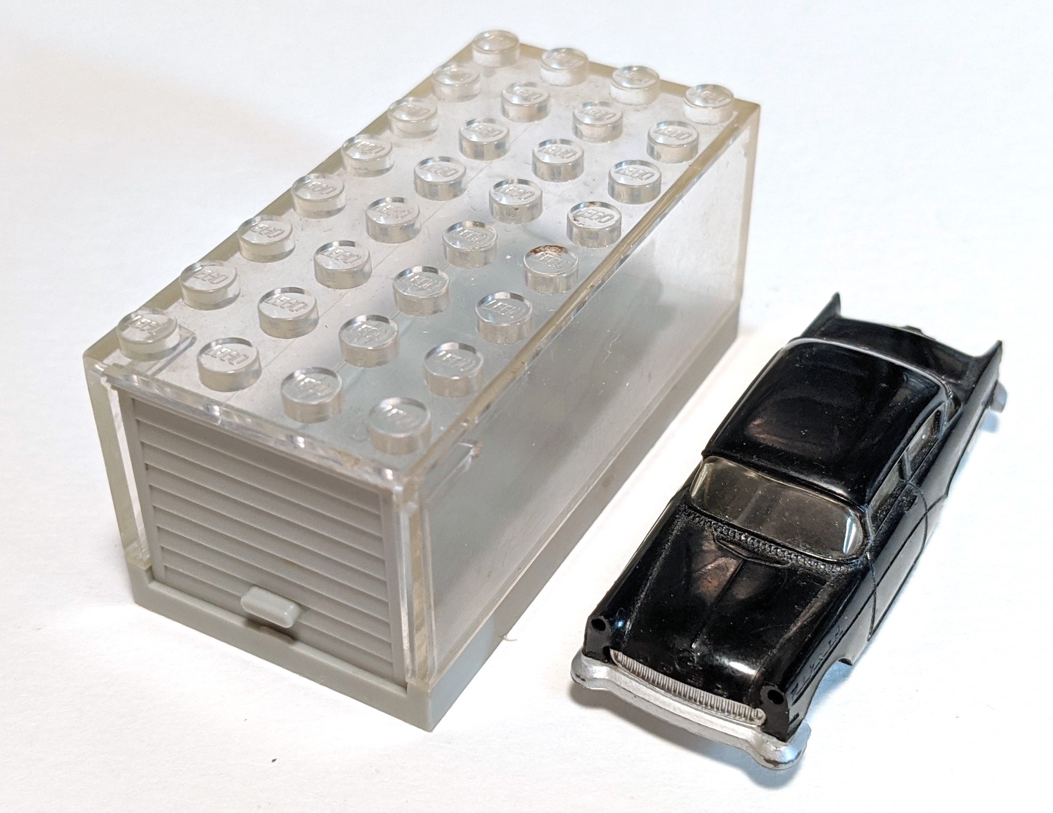 LEGO HO 1:87 Vehicles 1:87 Opel Rekord with Garage (262-1)