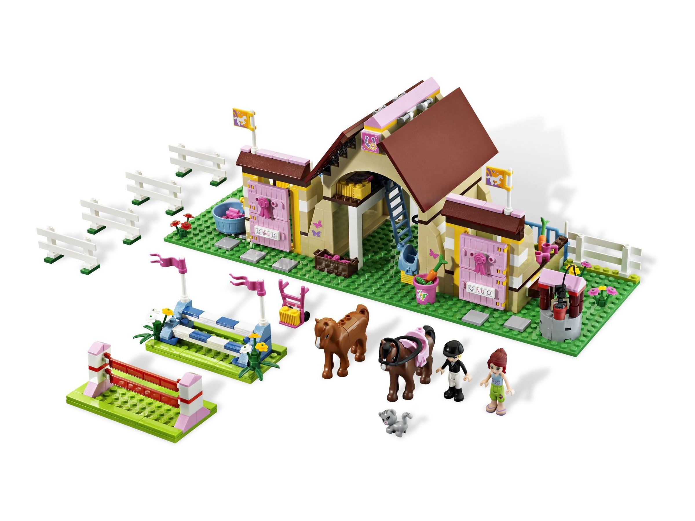 LEGO Friends Heartlake Stables (3189-1)