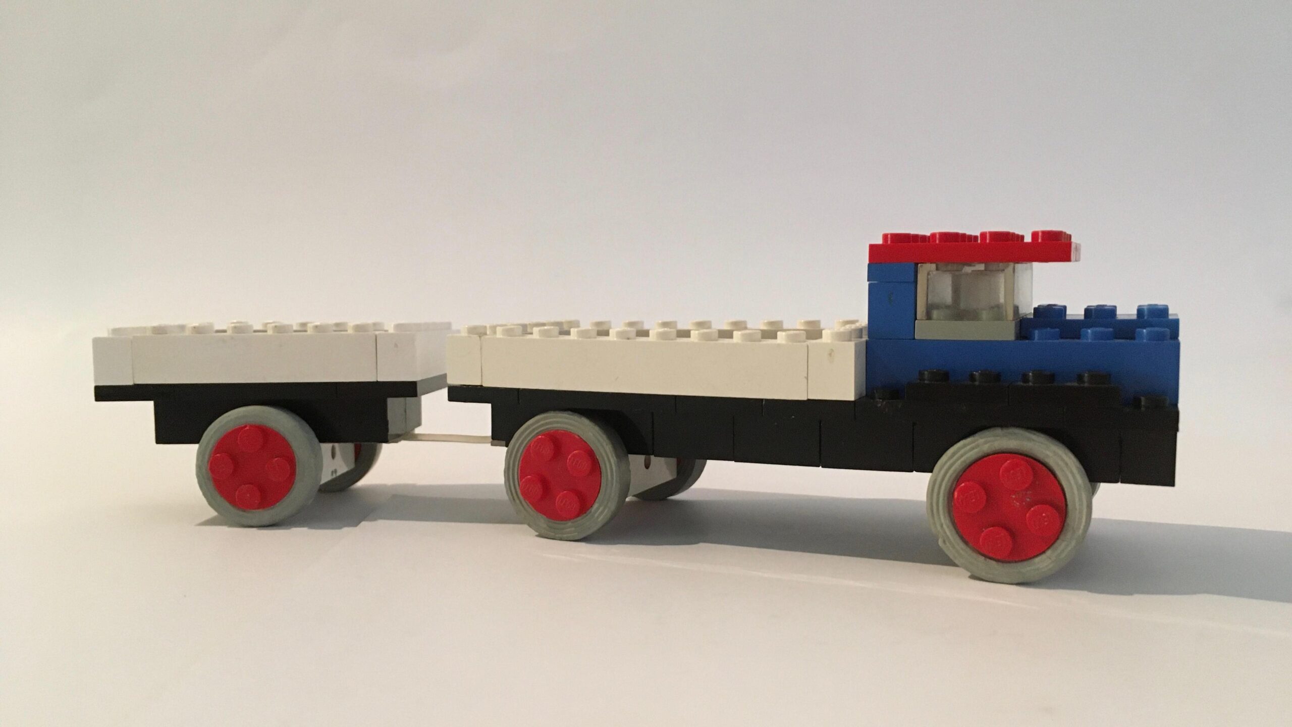 LEGO System Truck with Trailer (319-1)