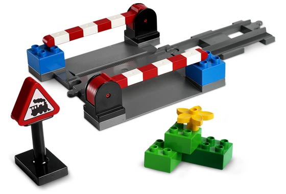 LEGO Trains Level Crossing (3773-1)