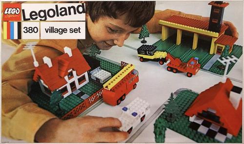 LEGO Building Village Set (380-1)