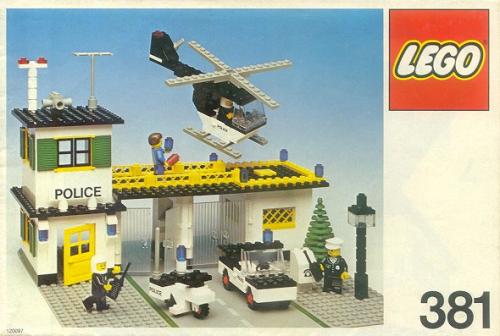 LEGO Classic Town Police Headquarters (381-2)