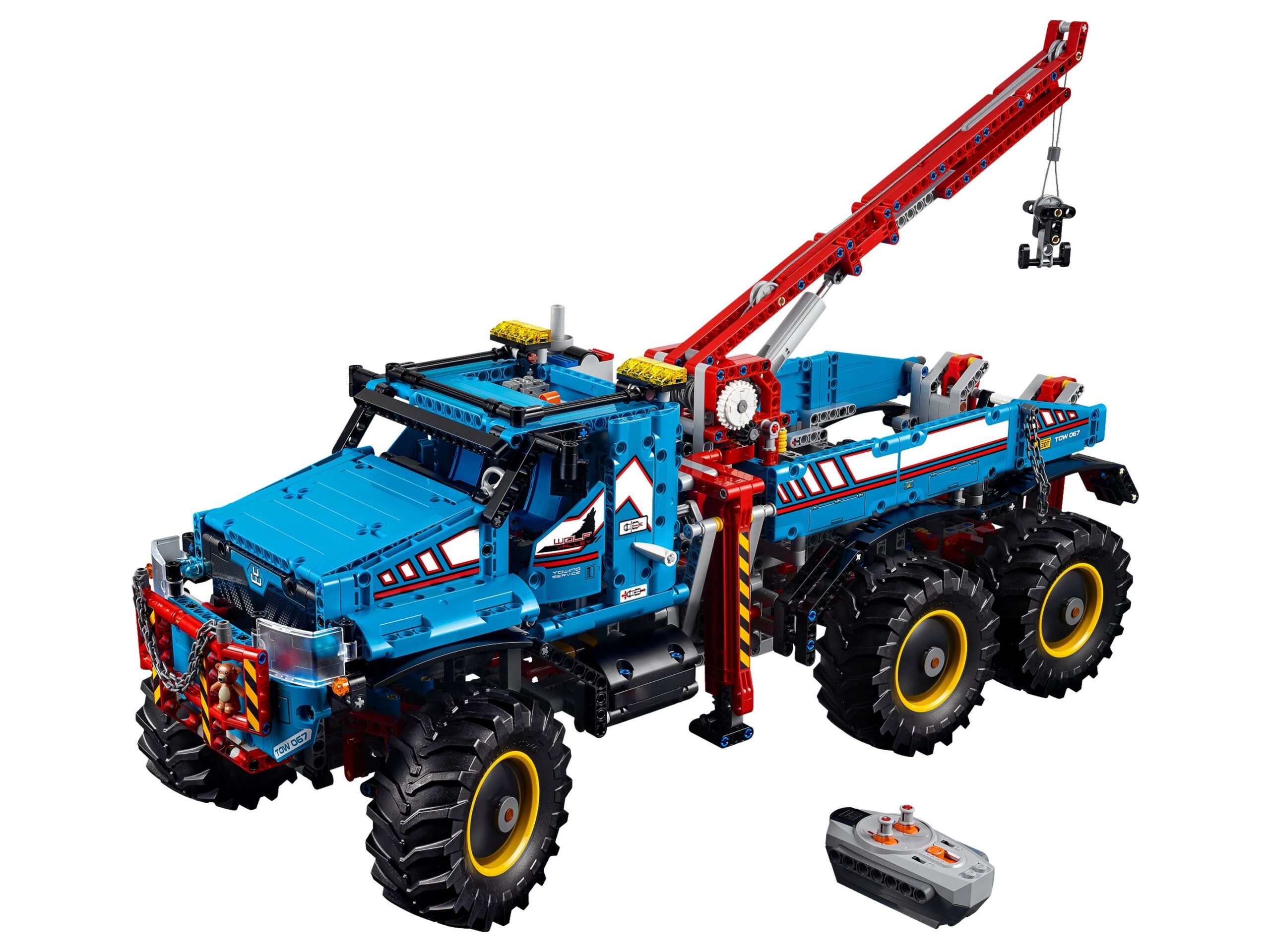 LEGO Technic 6x6 All Terrain Tow Truck (42070-1)