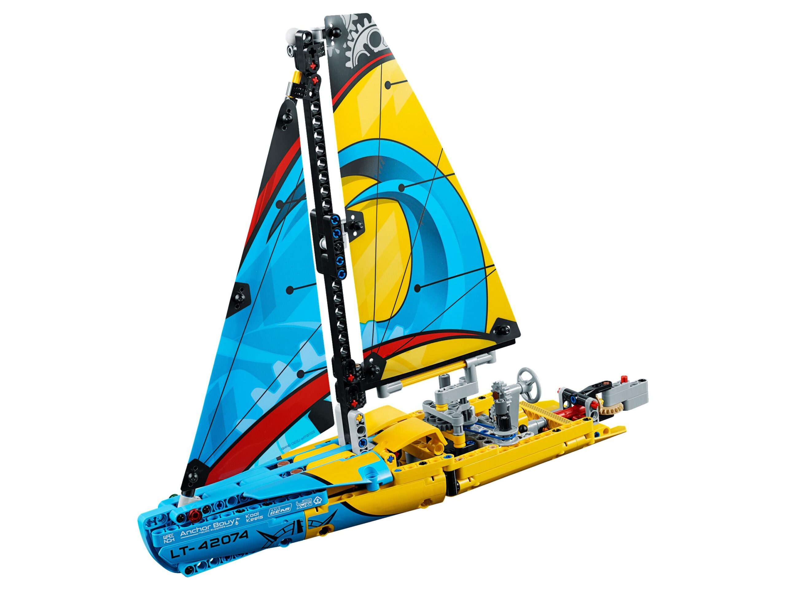LEGO Technic Racing Yacht (42074-1)