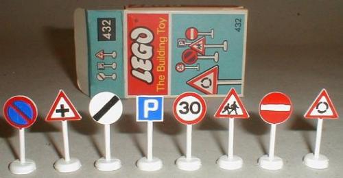 LEGO Supplemental Road Signs (The Building Toy) (432-1)