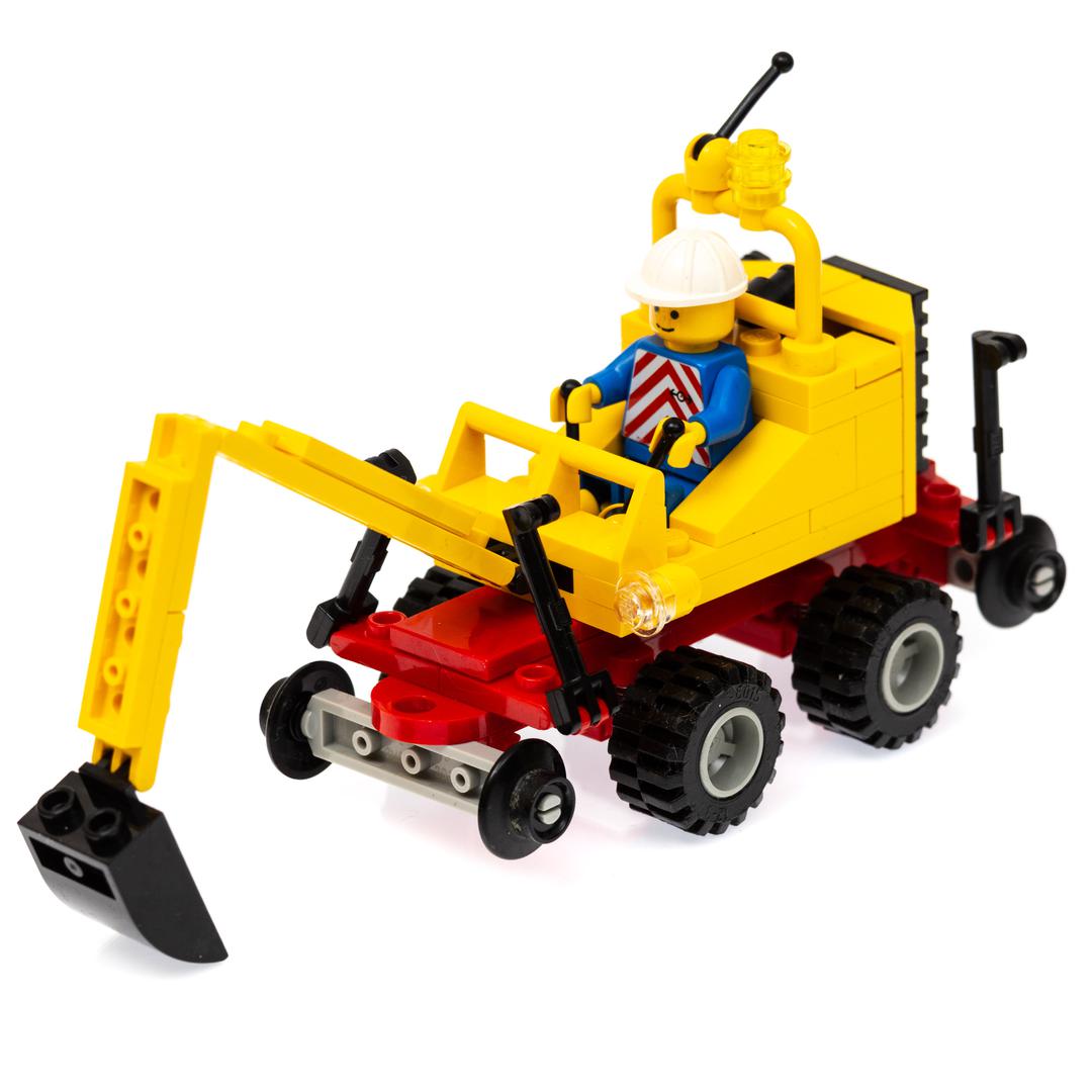 LEGO 9V Road and Rail Repair (4525-1)