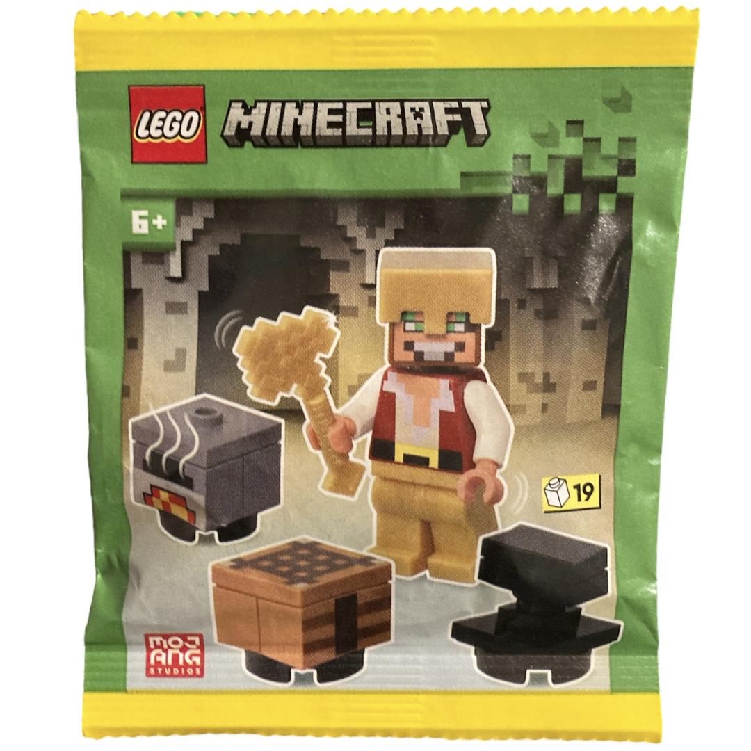LEGO Minecraft Hero with Crafting table, Furnace and Anvil (472506-1)
