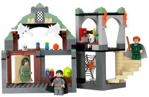 LEGO Harry Potter Professor Lupin's Classroom (4752-1)