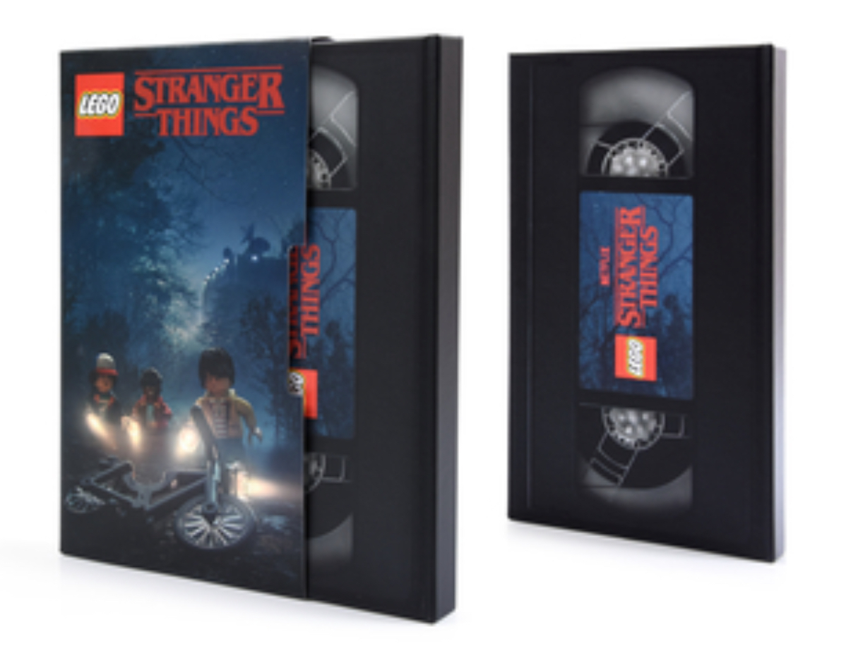 LEGO Stationery and Office Supplies Stranger Things Sketchbook (5005933-1)