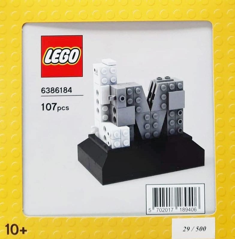 LEGO LEGO Exclusive LEGO Masters Mini Build 'Black and White Color Variant' (5007713-1)