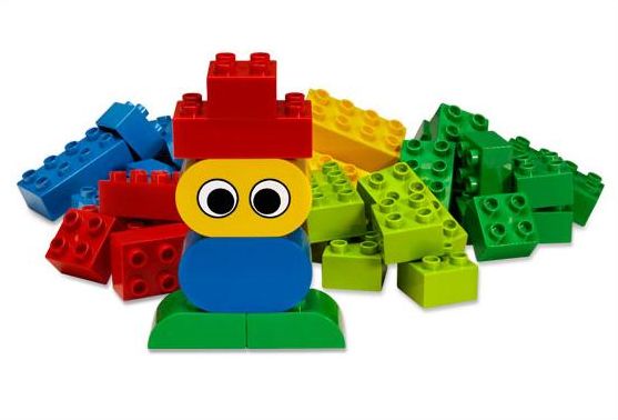 LEGO Basic Set Basic Bricks with Fun Figures (5586-1)