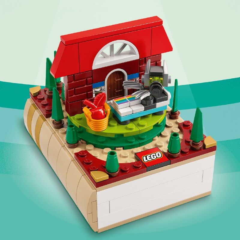 LEGO Bricktober Little Red Riding Hood Book (6384693-1)