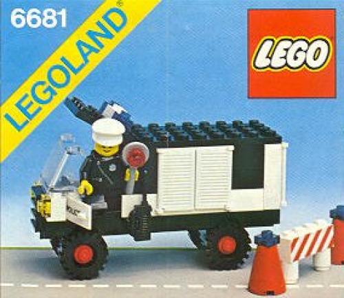 LEGO Classic Town Police Van (6681-1)