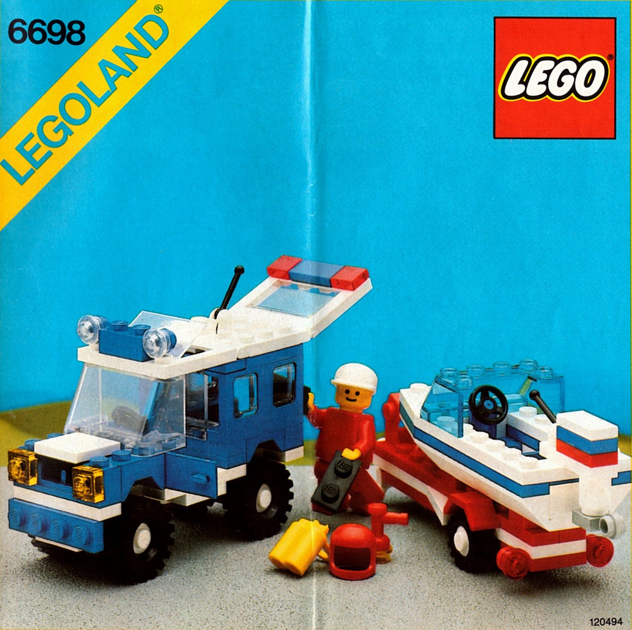 LEGO Classic Town RV with Speedboat (6698-1)