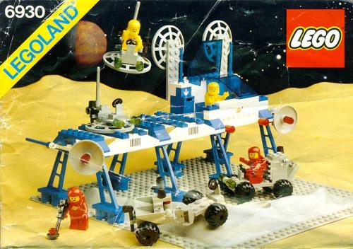 LEGO Classic Space Space Supply Station (6930-1)