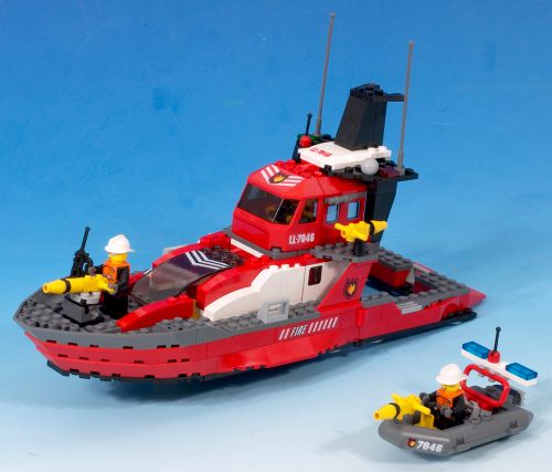 LEGO World City Fire Command Craft (7046-1)