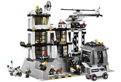 LEGO Police Police Station [No Lighted Figure] (7237-2)
