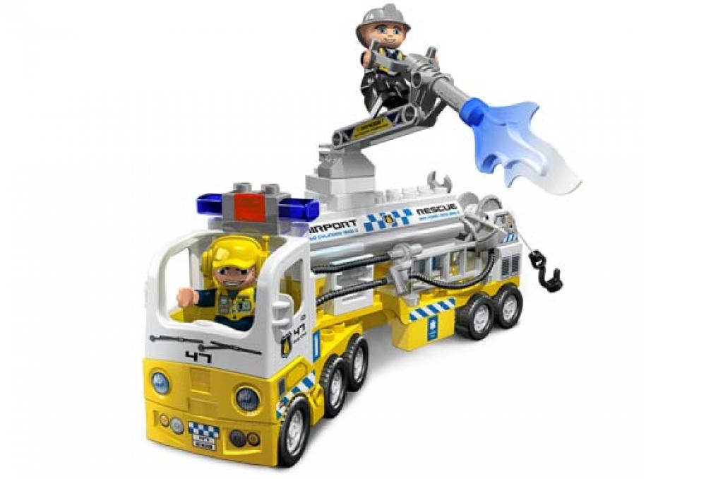 LEGO Town Airport Rescue Truck (7844-1)